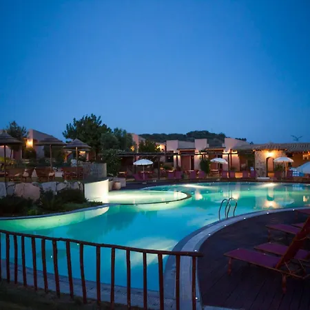 Appartamento In With Pool Villasimius