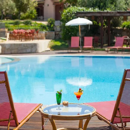 Appartamento In With Pool