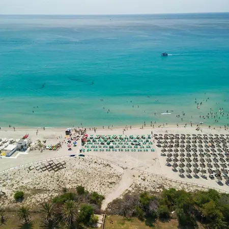 In With Pool Villasimius