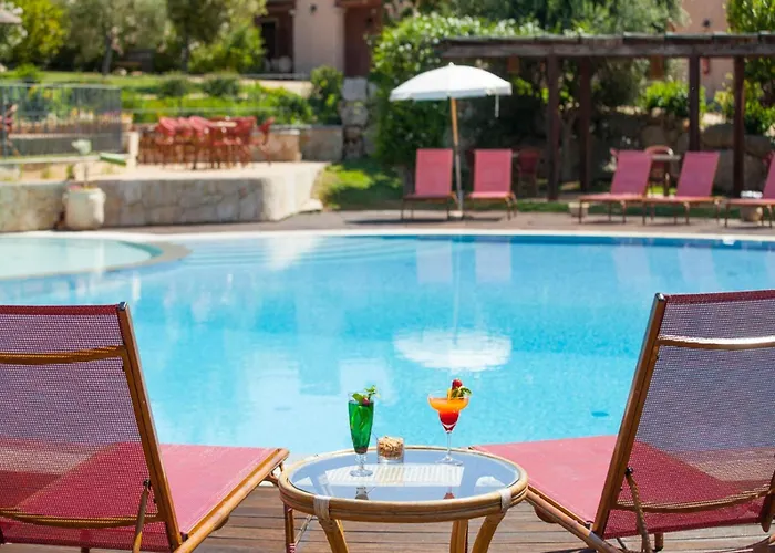 Apartment In With Pool